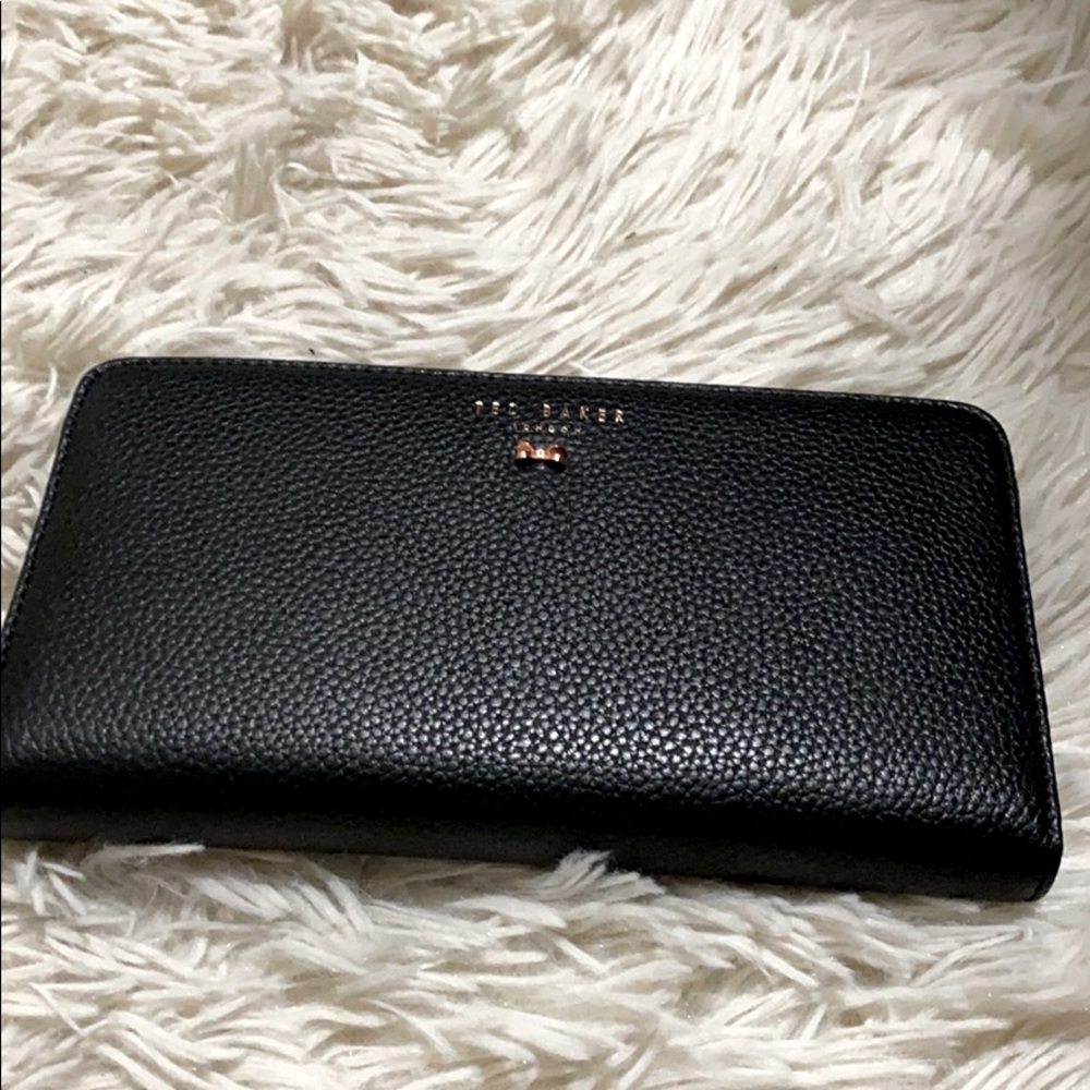 NWT Ted Baker black Leather Wallet